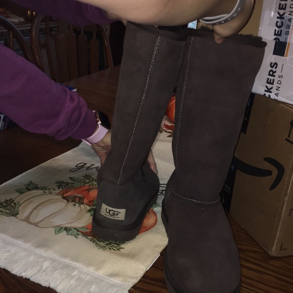 Ugh boots - Picture 2 of 2